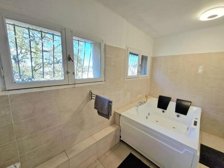 Villa Marseille Dans Les Hauteurs ภายนอก รูปภาพ